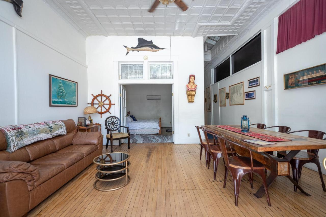 Bisbee Grand Hotel エクステリア 写真